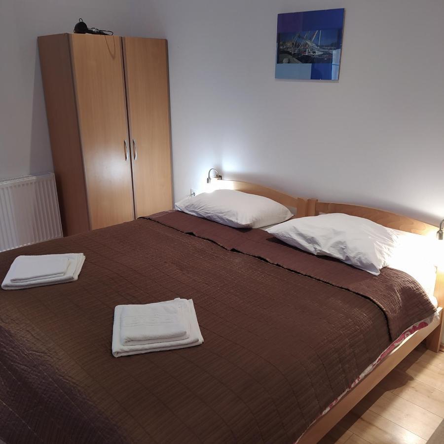 Peter&Zana Apartments Stari Grad  Esterno foto