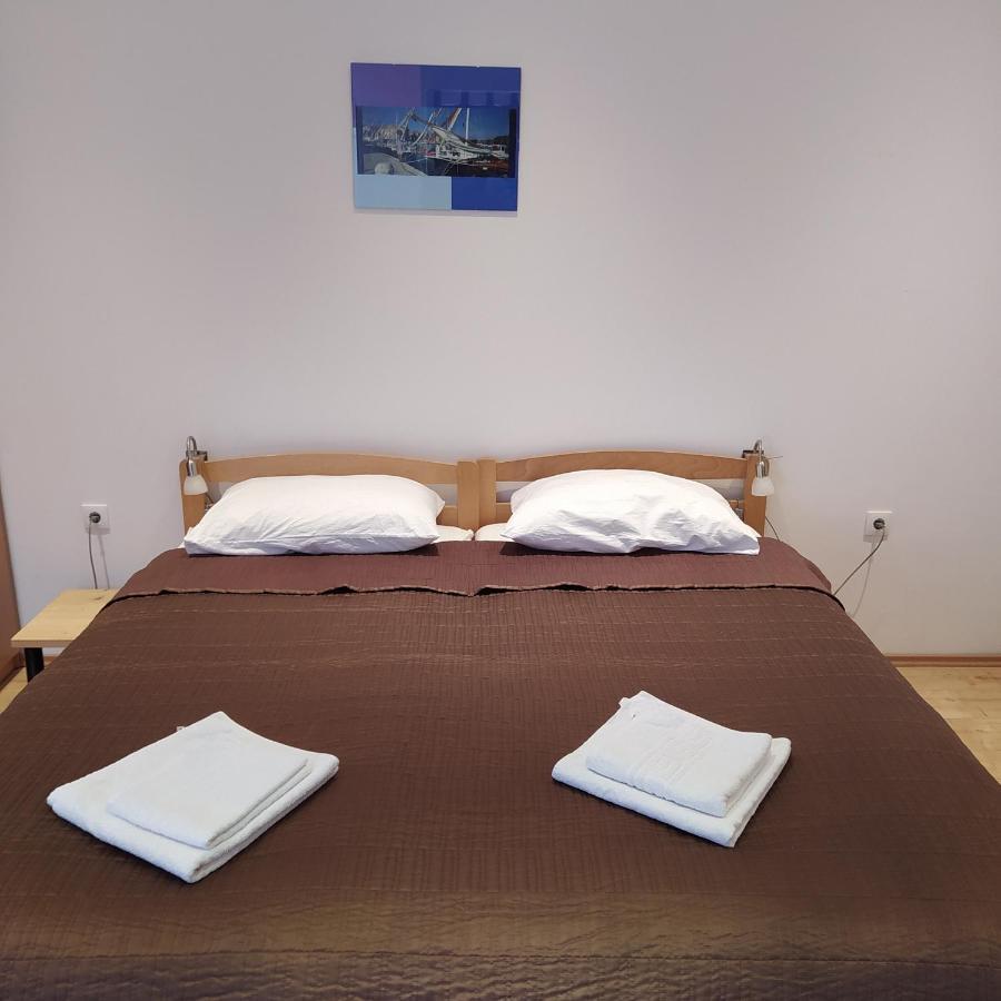 Peter&Zana Apartments Stari Grad  Esterno foto