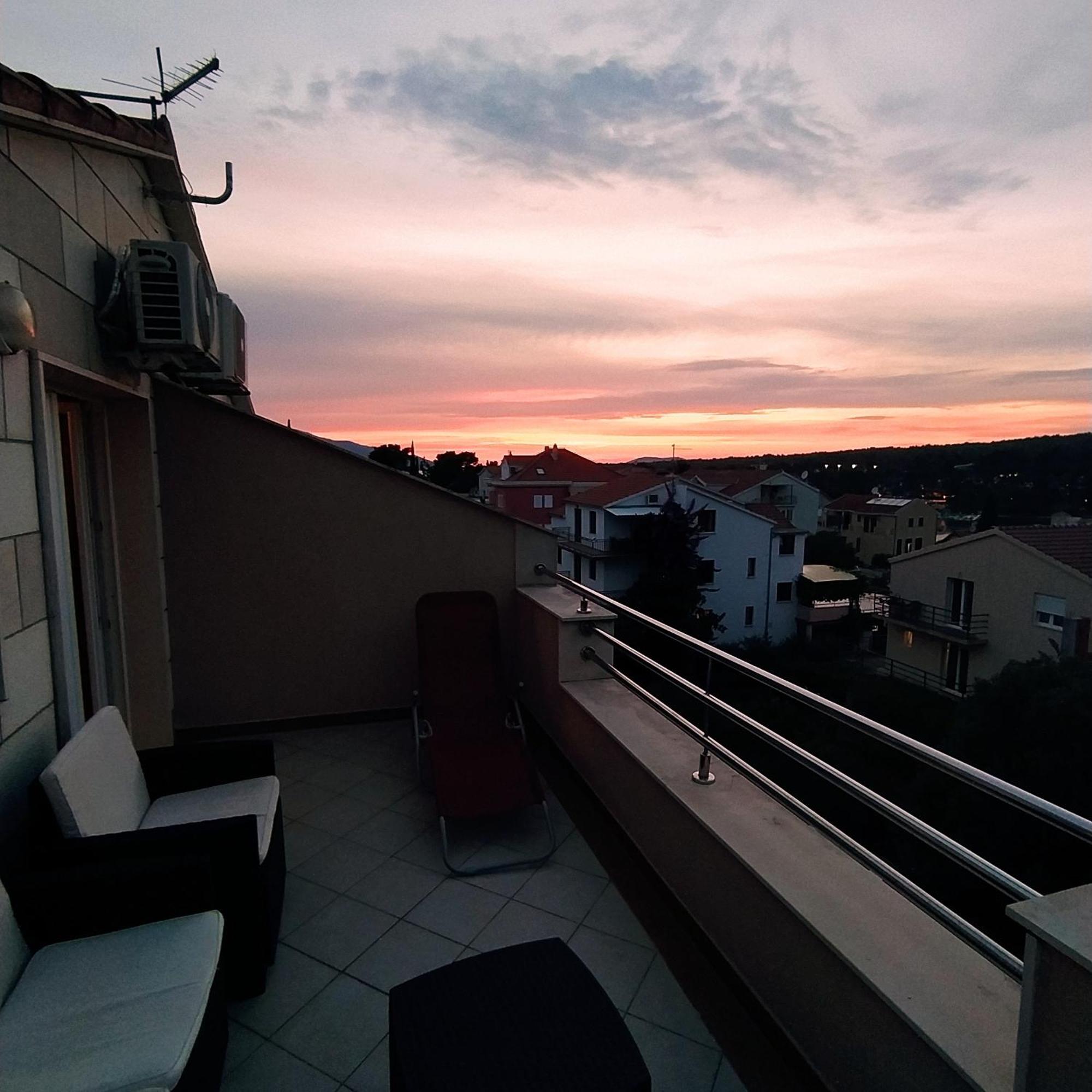 Peter&Zana Apartments Stari Grad  Esterno foto