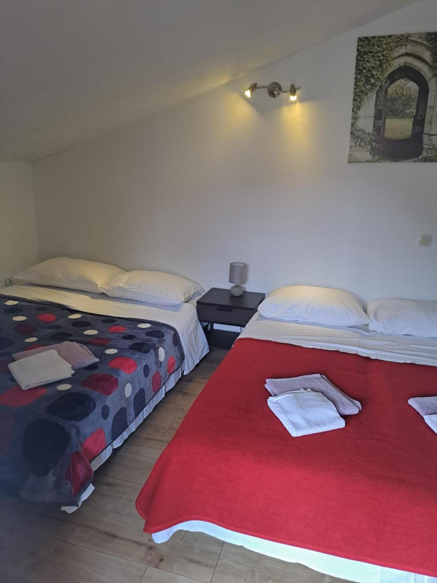 Peter&Zana Apartments Stari Grad  Esterno foto